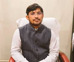 चन्दौली: पेट्रोल-डीजल और गैस की जमाखोरी की तो खैर नहीं, जिलाधिकारी ने दी सख्त कार्रवाई की चेतावनी