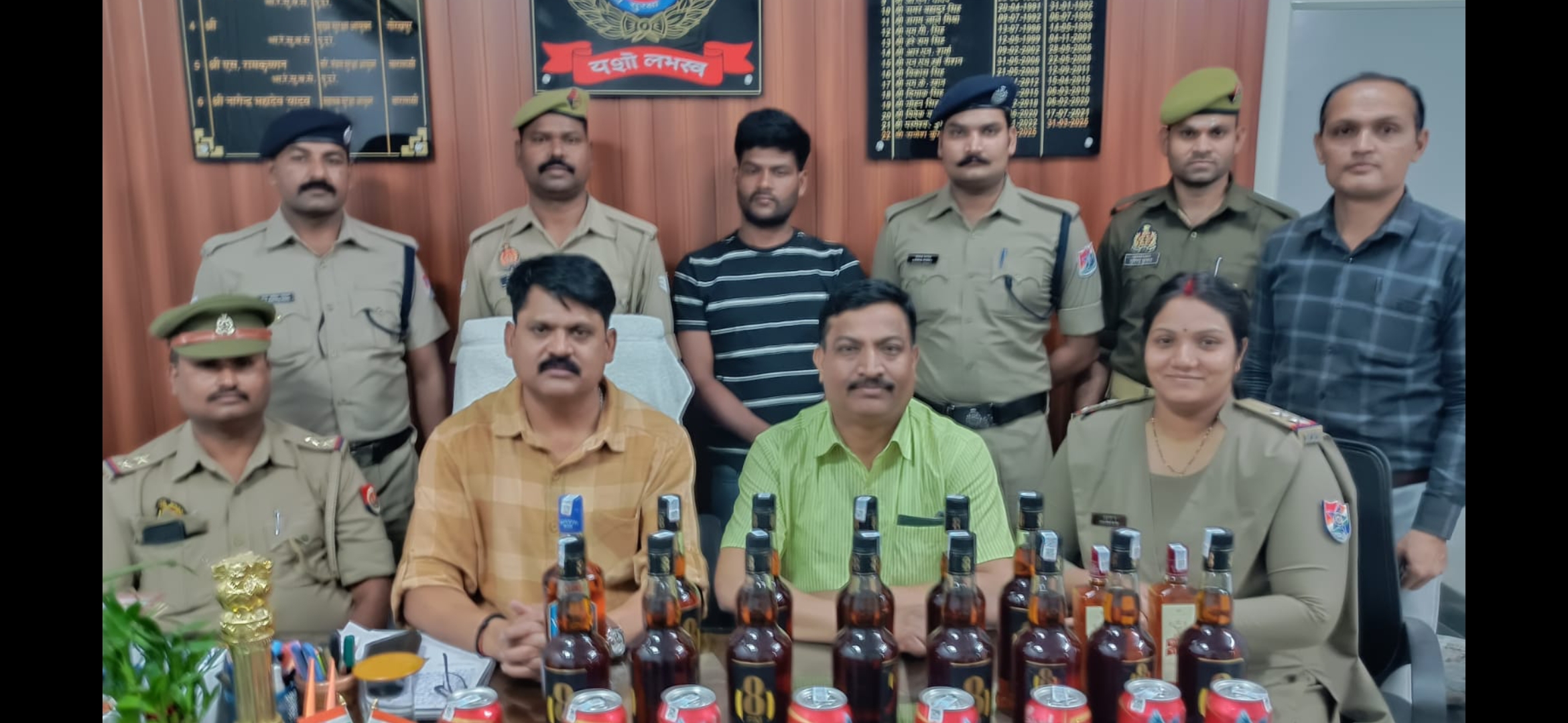 शराब तस्करों का भंडाफोड़