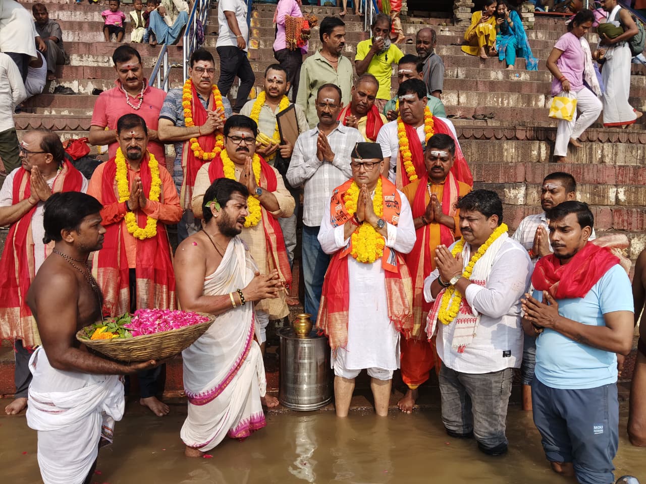 PM के जन्मदिवस पर सौरभ श्रीवास्तव के नेतृत्व में कैण्ट विधानसभा में सेवा का महाअभियान
